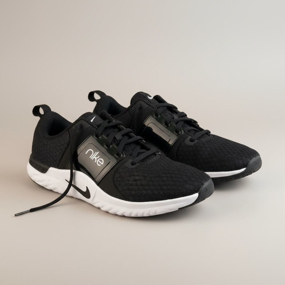 Nike Renew In-Season TR 10 Women’s Size 8.5 Black White Gym Training Shoes